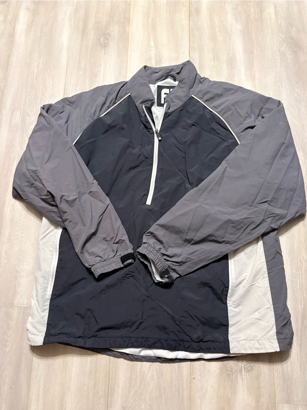 FootJoy Men's Black, Gray & White Pullover Windbreaker